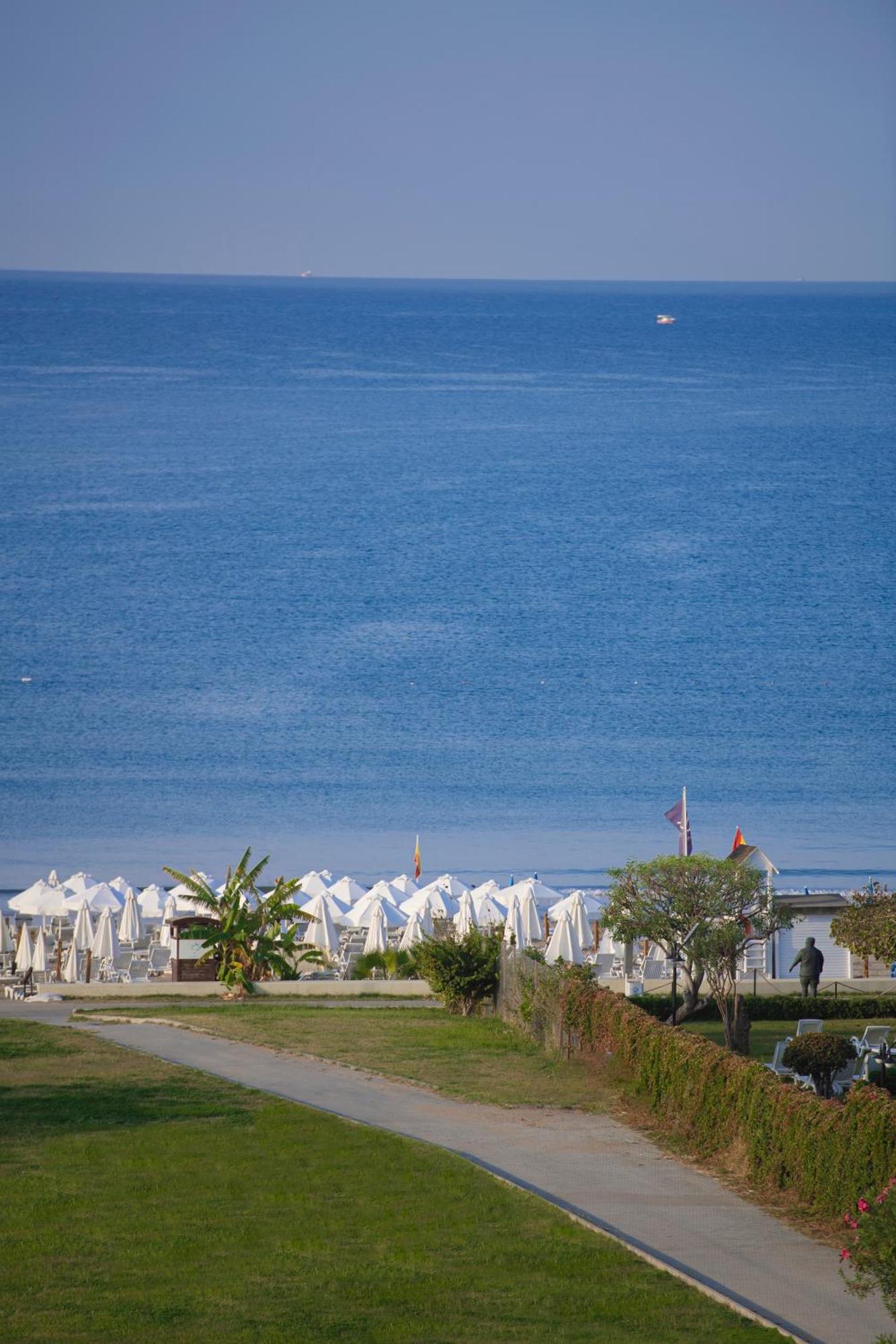 Tui Blue Barut Andiz (Adults Only) Hotel Side Exterior foto